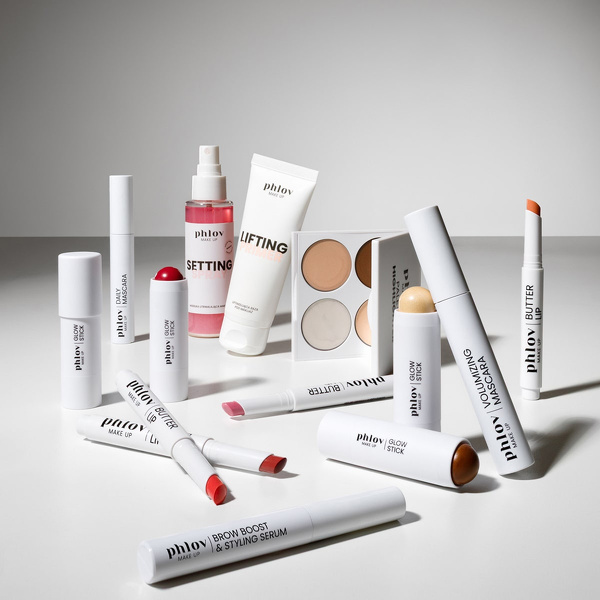 MAKE UP BROW BOOST & STYLING SERUM