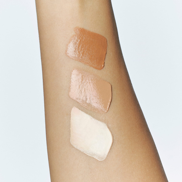 MAKE UP OIL SERUM FOUNDATION 03 GOLDEN BEIGE