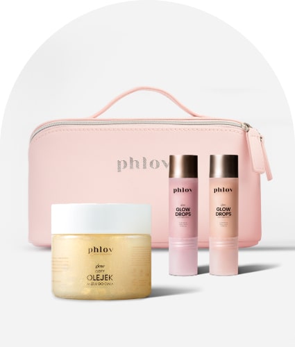 zestaw kosmetykow w kosmetyczce